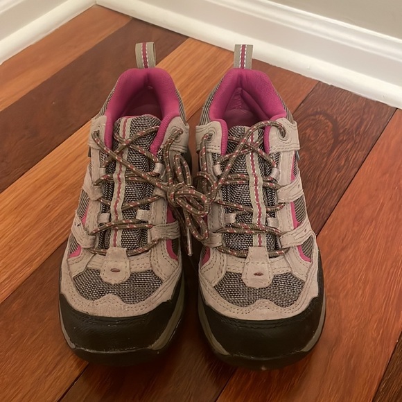 LL Bean Shoes - Picture 3 of 4